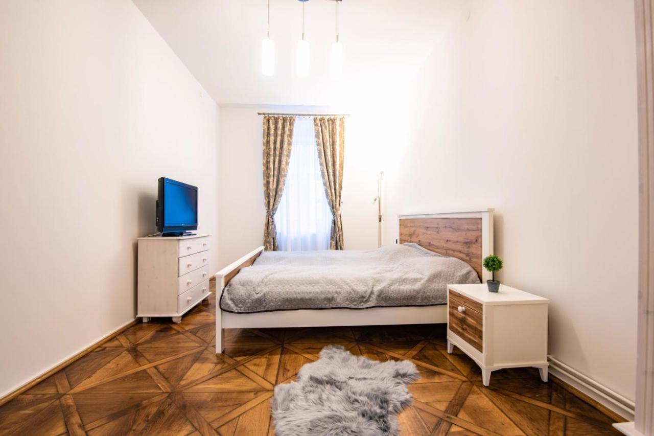 Apartment Amalia Sibiu Exterior photo