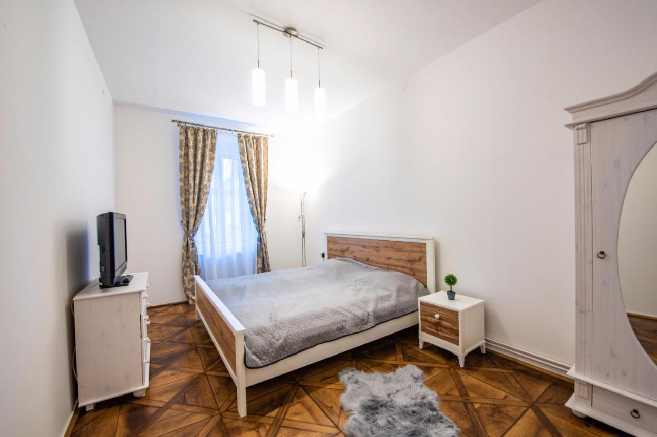 Apartment Amalia Sibiu Exterior photo